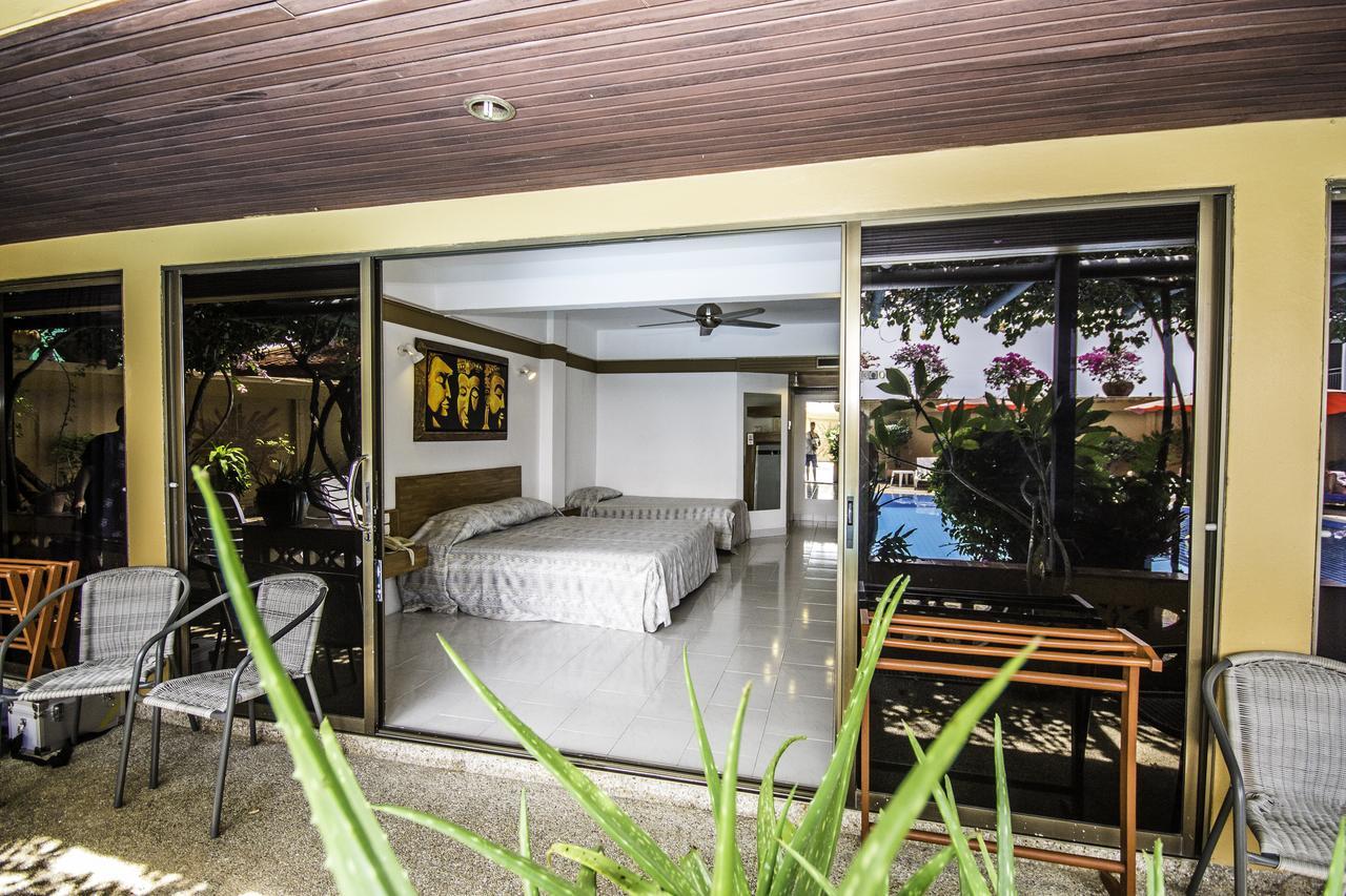 Bougainvillea Terrace House Kata Exterior foto