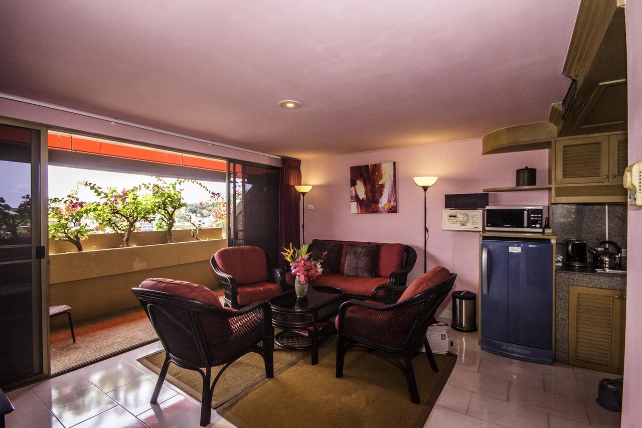 Bougainvillea Terrace House Kata Exterior foto